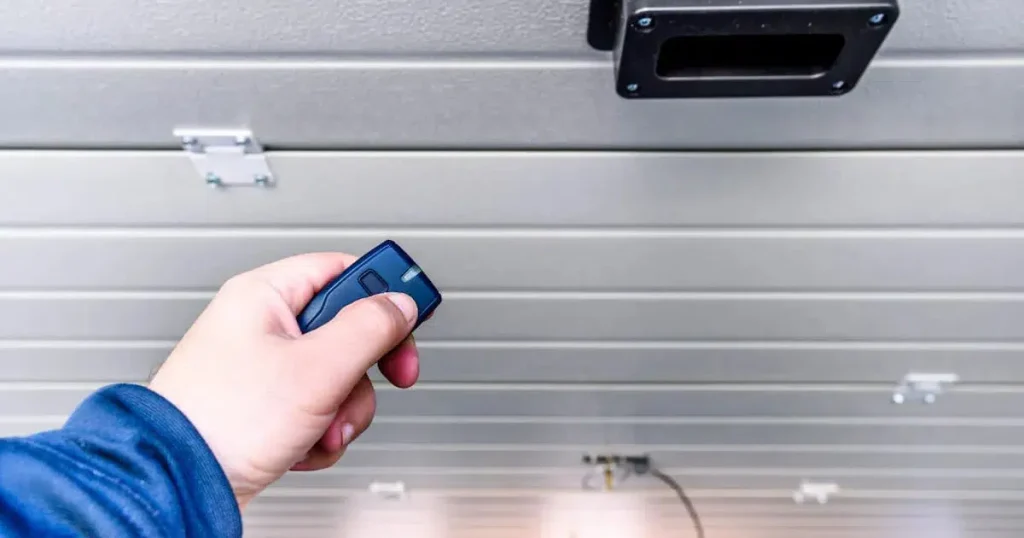 How to Prevent Garage Door Remote Control Issues From Coming Back